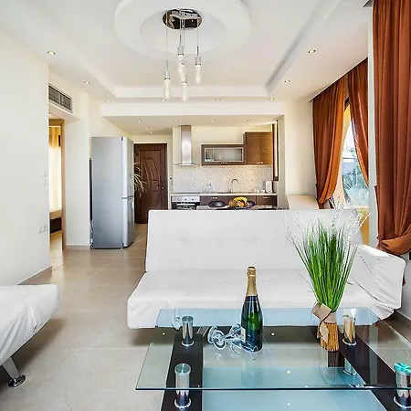 Belohorizonte Fine 4* Skala Fourkas